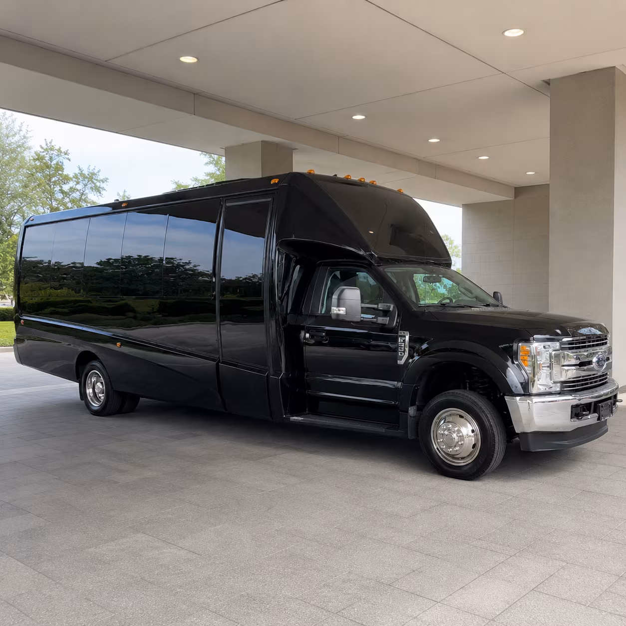 Alafaya Winery Tour & Pub Crawl Transportation