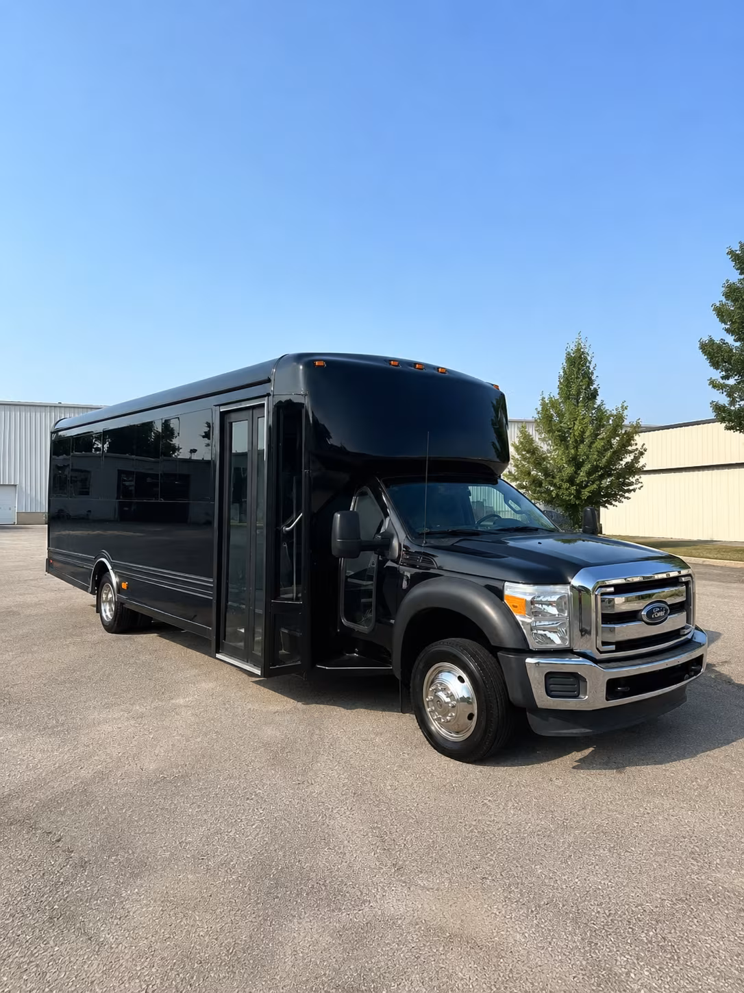 Lakeland Winery Tour & Pub Crawl Transportation